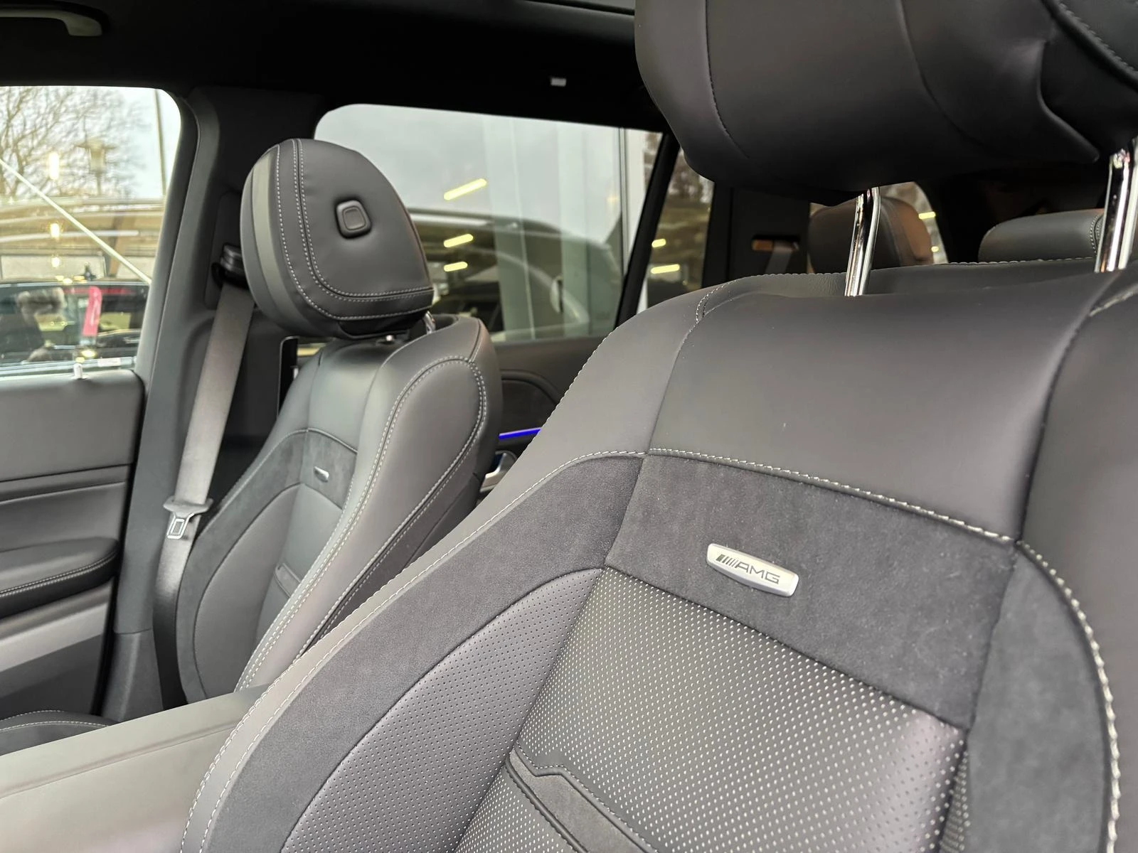 Mercedes-Benz GLS 63 AMG 4-MATIC BURMESTER PANO HEAD UP 360 - изображение 7