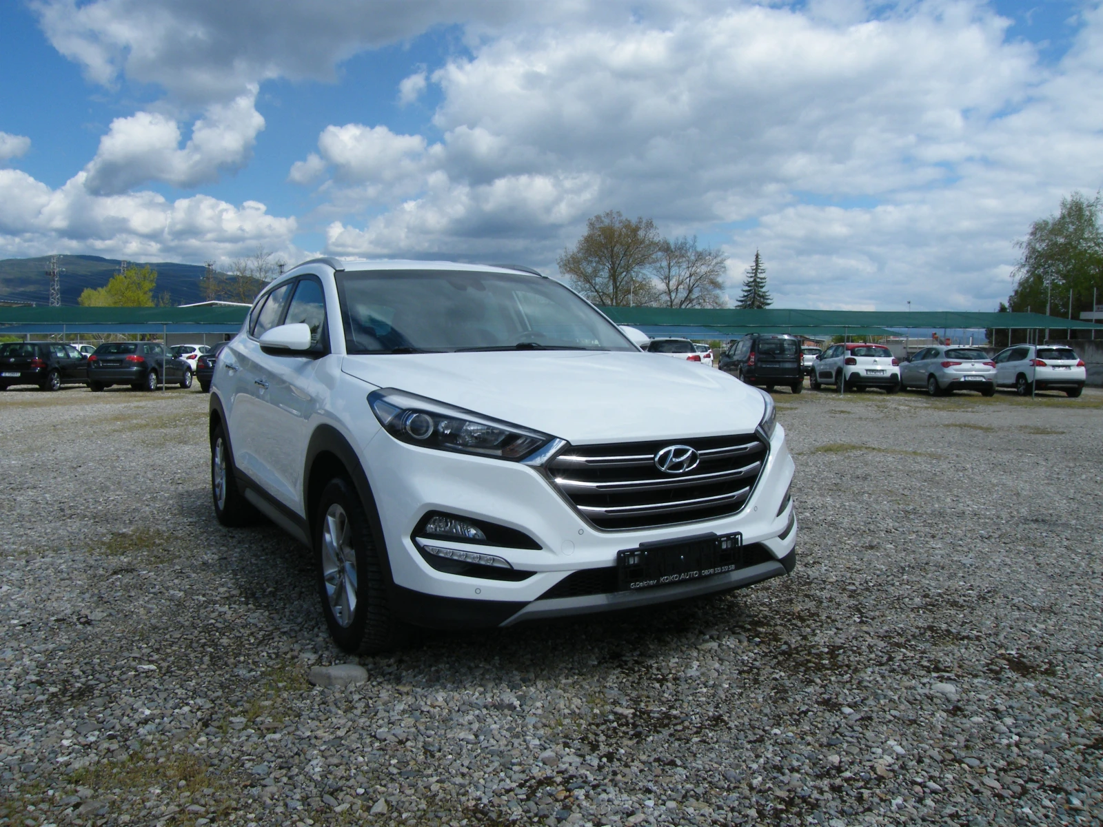 Hyundai Tucson 1.7CRDI EURO 6B, снимка 2 - Автомобили и джипове - 54477621