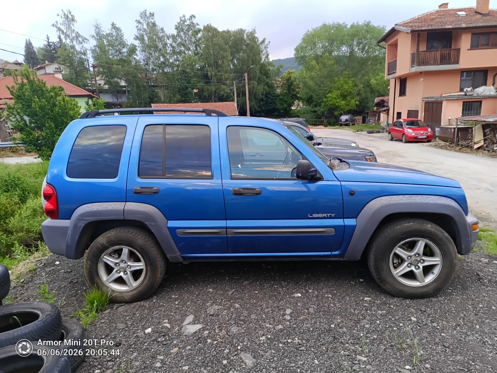Jeep Cherokee Liberti, снимка 3 - Автомобили и джипове - 54803601