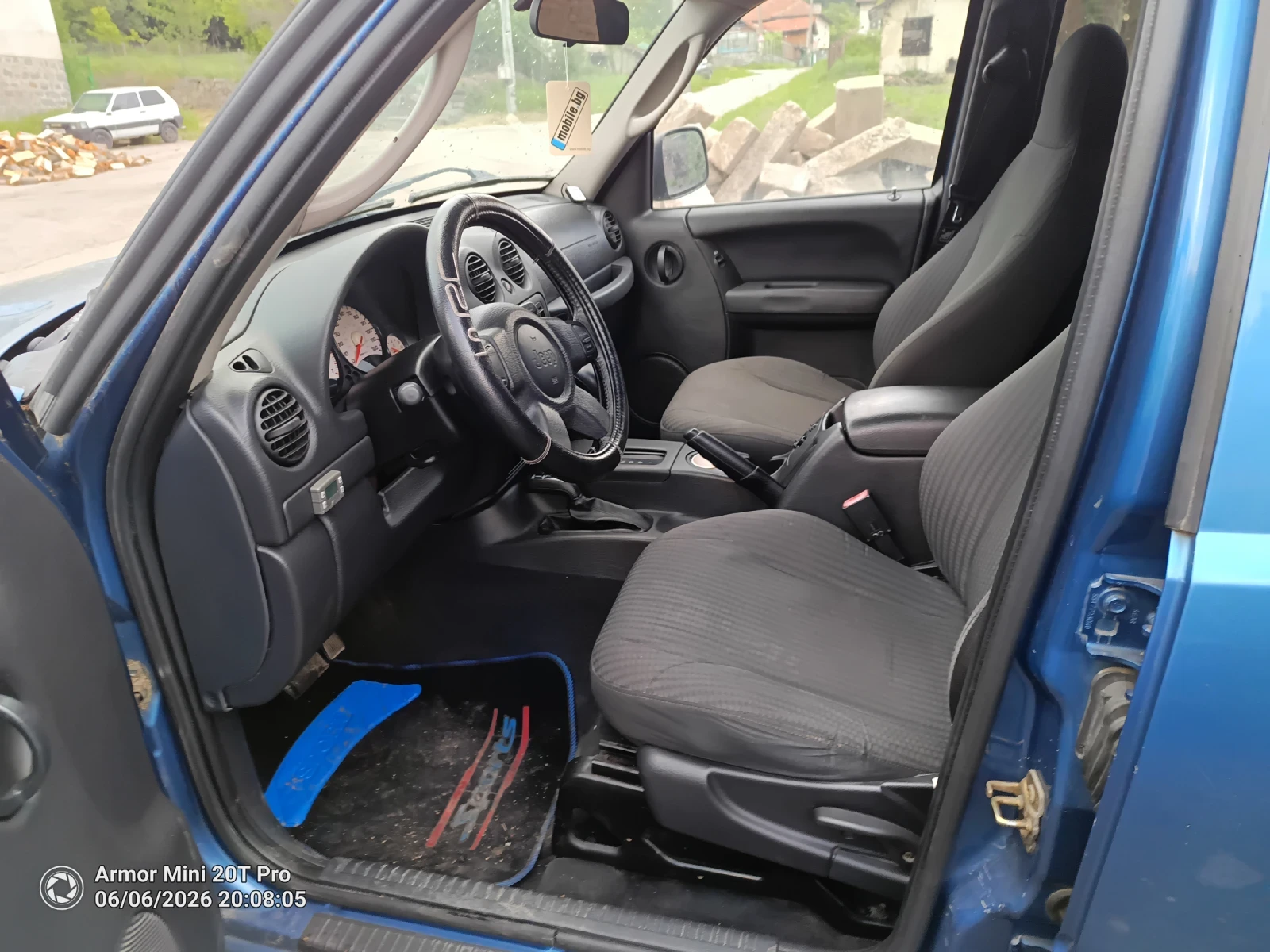 Jeep Cherokee Liberti, снимка 9 - Автомобили и джипове - 54803601