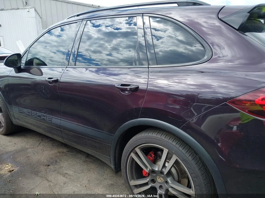 Porsche Cayenne 4.8L V-8 DI, DOHC, VVT, TURBO, 500HP* КЛИП НА МОТО, снимка 13 - Автомобили и джипове - 55027398