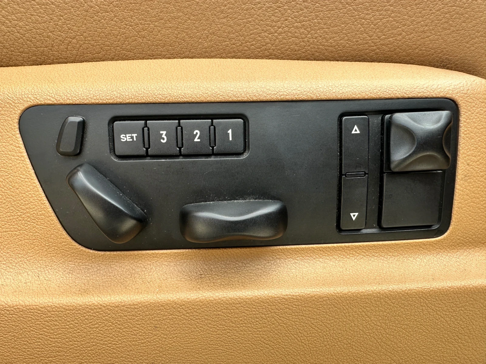 Porsche Cayenne Turbo S, снимка 6 - Автомобили и джипове - 54990436