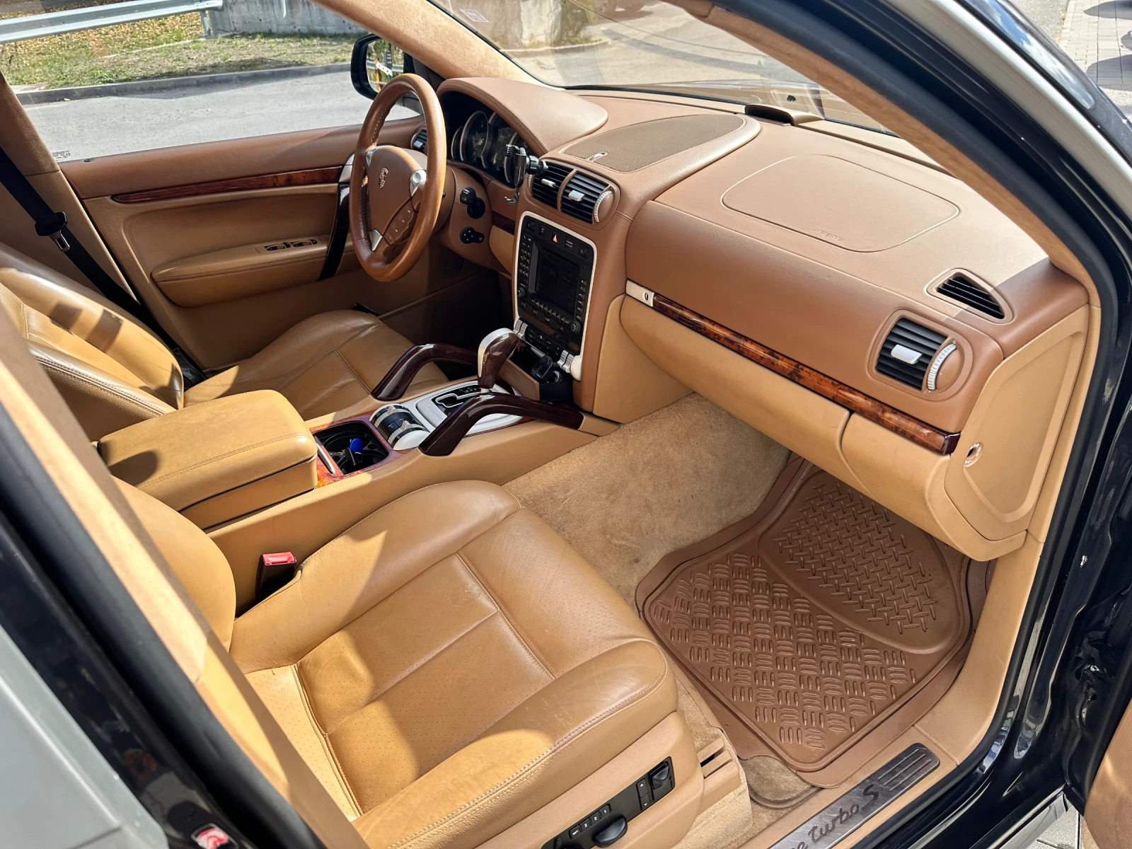 Porsche Cayenne Turbo S, снимка 4 - Автомобили и джипове - 54990436