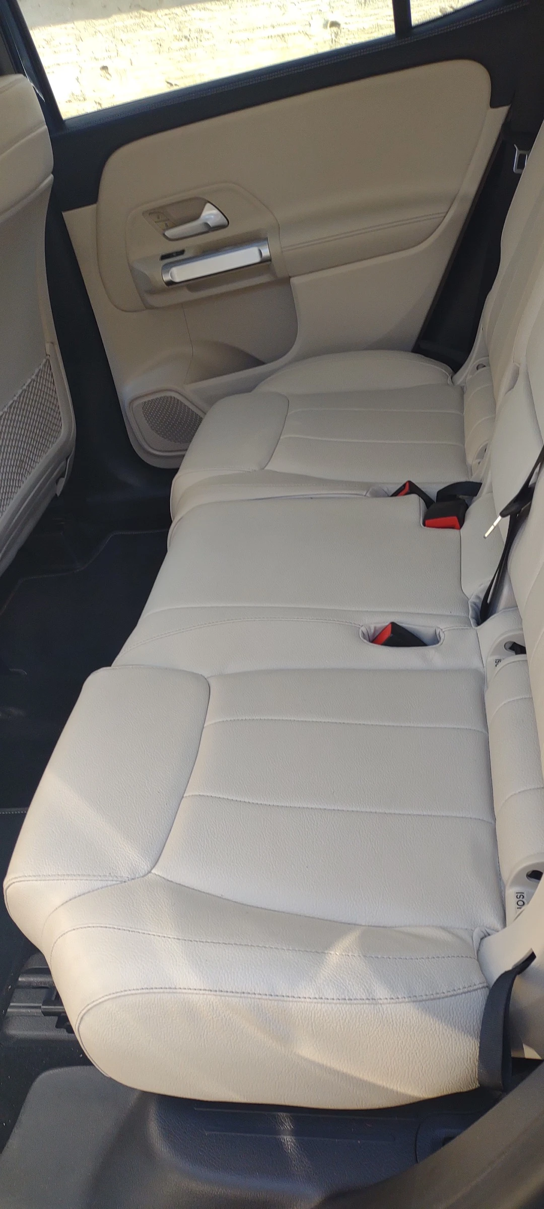 Mercedes-Benz GLB 250, снимка 10 - Автомобили и джипове - 56134220