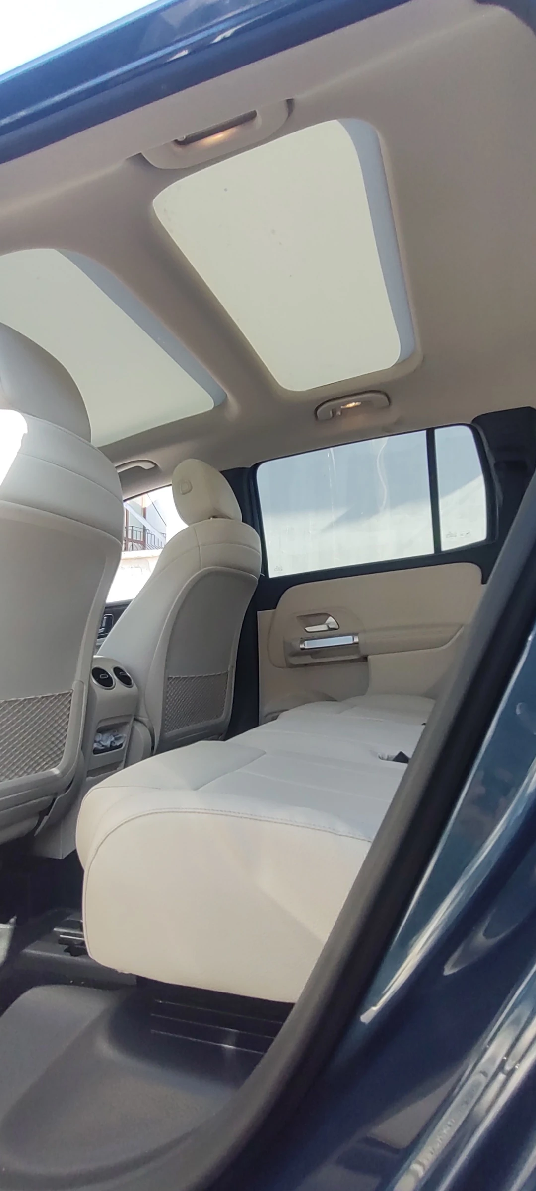 Mercedes-Benz GLB 250, снимка 11 - Автомобили и джипове - 56134220