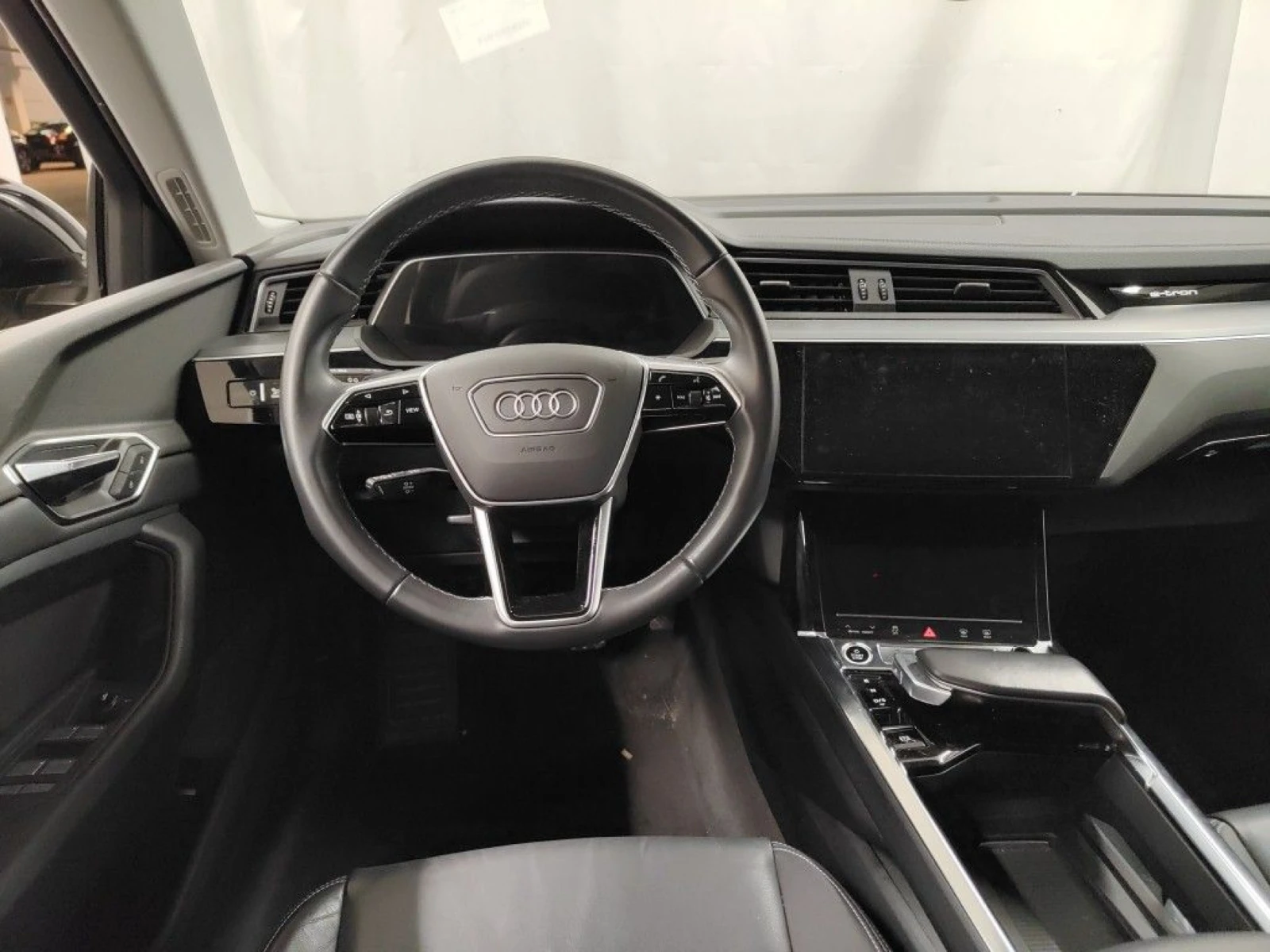 Audi Q8 e-tron 55 S-line Leather LED Navi 89.5% SoH | Mobile.bg � ����������� 7