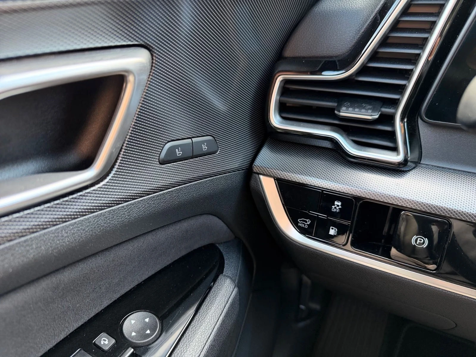 Kia Sportage 1.6PHEV/265HP/GT-LINE/4X4/360/PANO/ACC/KLESS/141a | Mobile.bg � ����������� 14