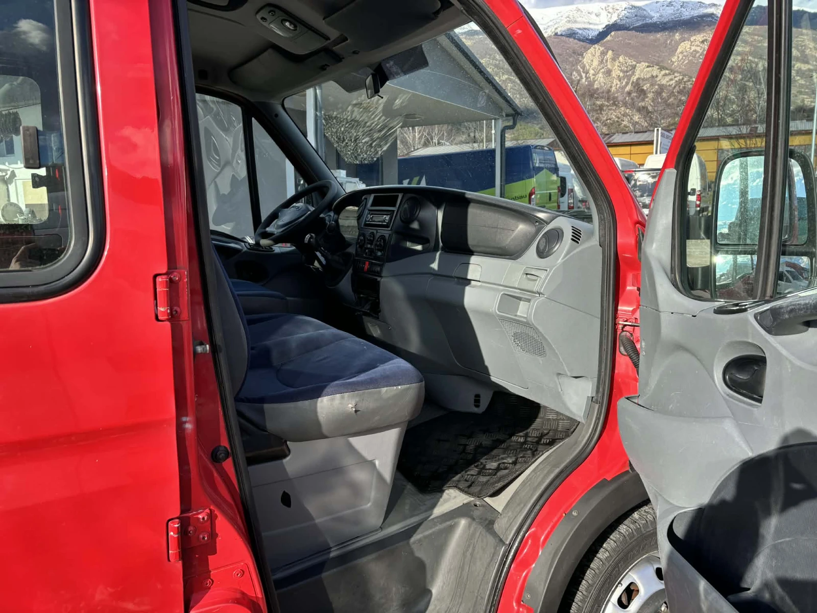 Iveco Daily 35C15 3.0HPI 7 ����� | Mobile.bg � ����������� 11