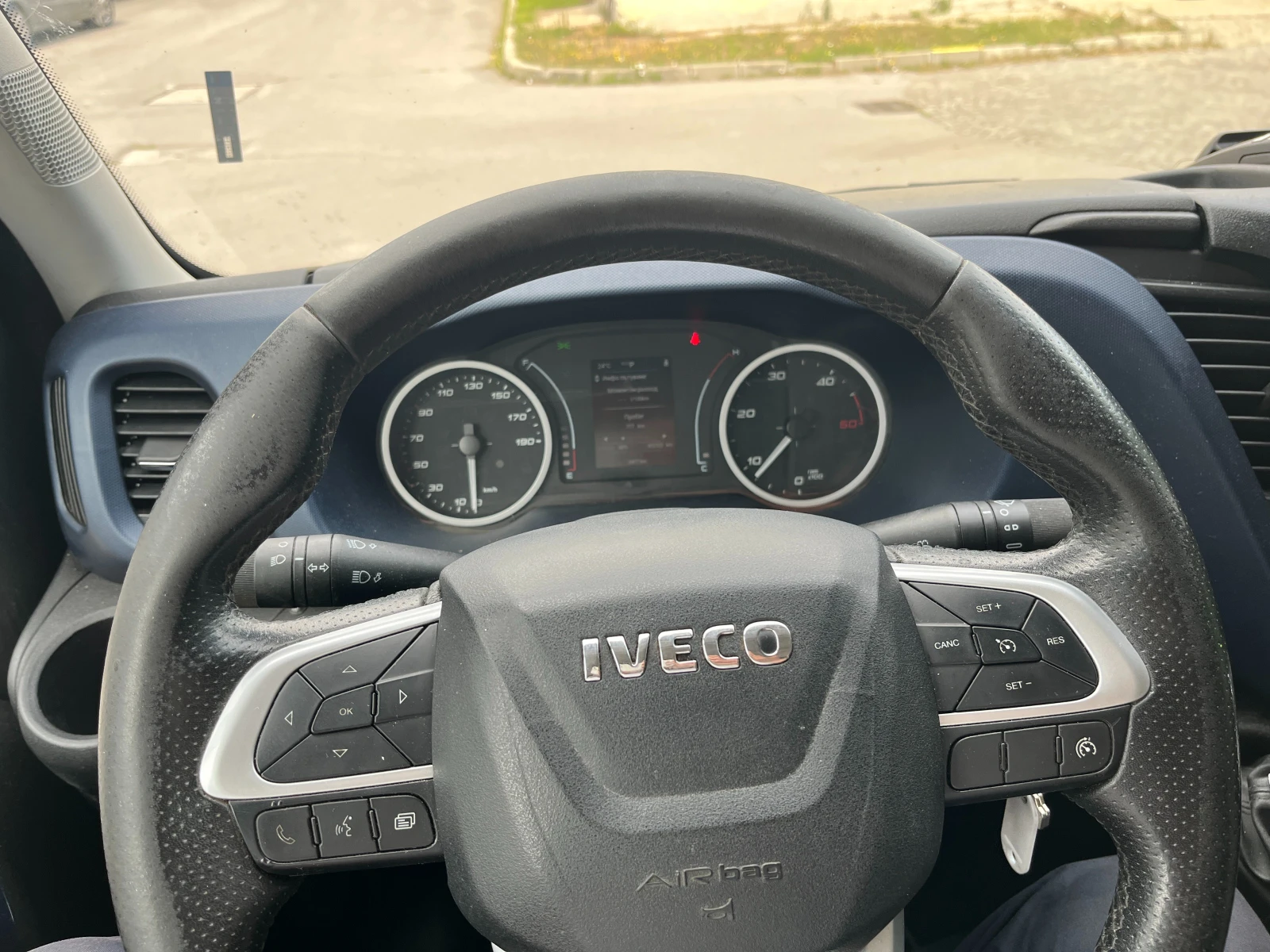 Iveco Daily 35 14, снимка 10 - Бусове и автобуси - 55406097