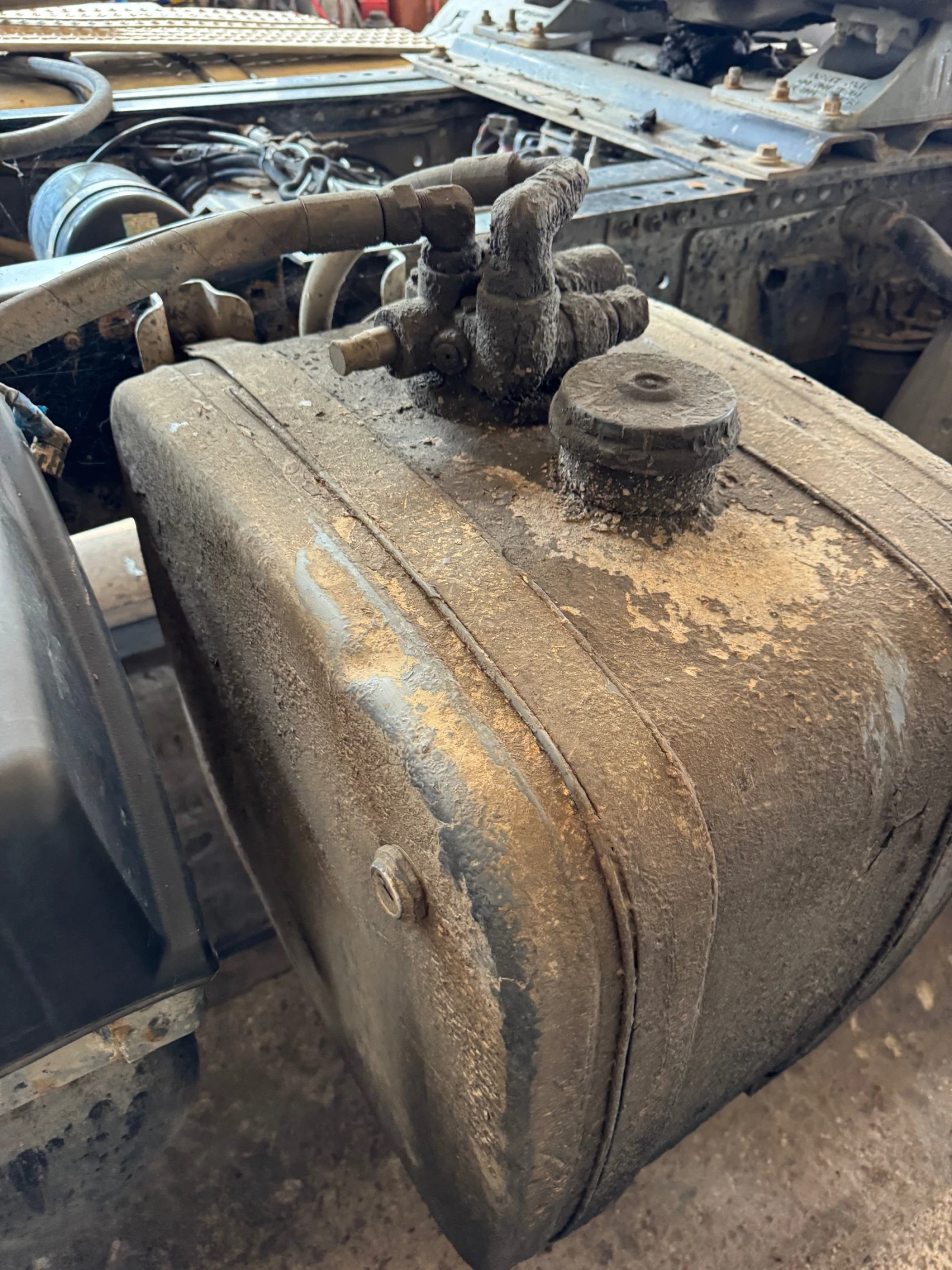 Mercedes-Benz 1844 ХИДРАВЛИЧНА УРЕДБА к. Банан MDS 80S (L), снимка 1