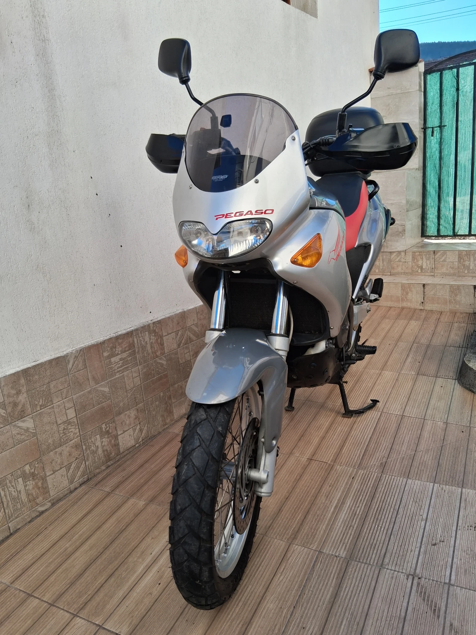 Aprilia Pegaso  - изображение 3