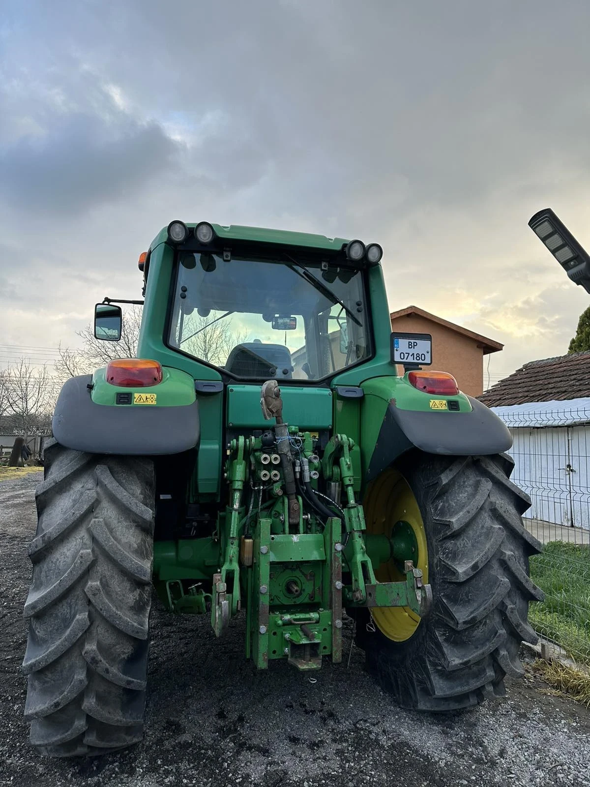 Трактор John Deere 6420 - изображение 6