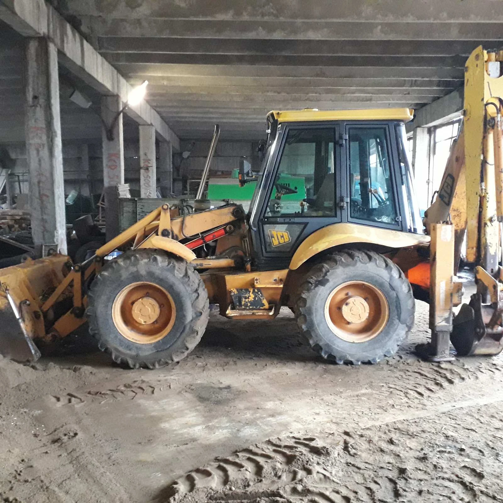 Багер JCB 4CX, снимка 1