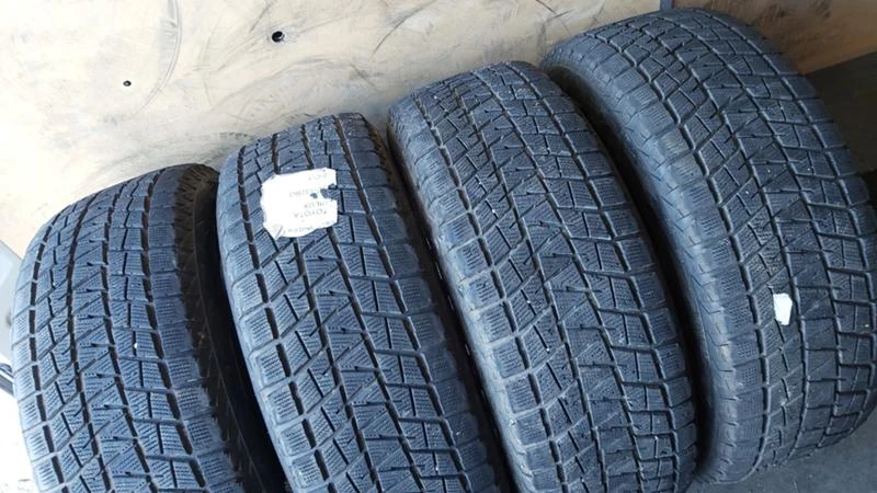 Гуми Зимни 265/65R17, снимка 2 - Гуми и джанти - 27401473