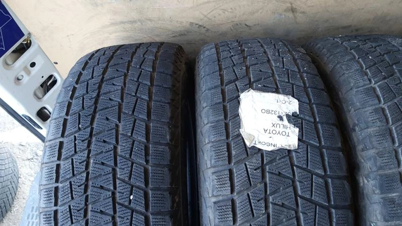 Гуми Зимни 265/65R17, снимка 6 - Гуми и джанти - 27401473