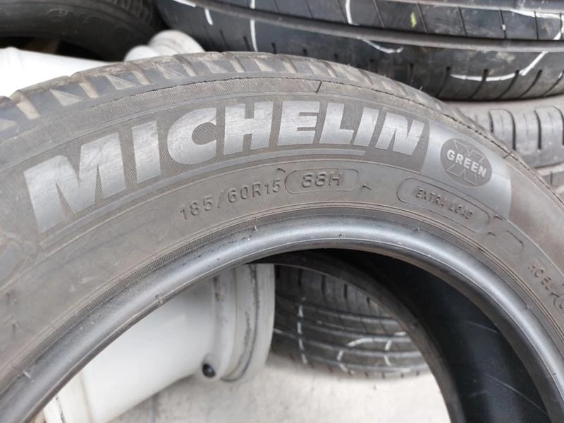 Гуми Летни 185/60R15, снимка 5 - Гуми и джанти - 36800562