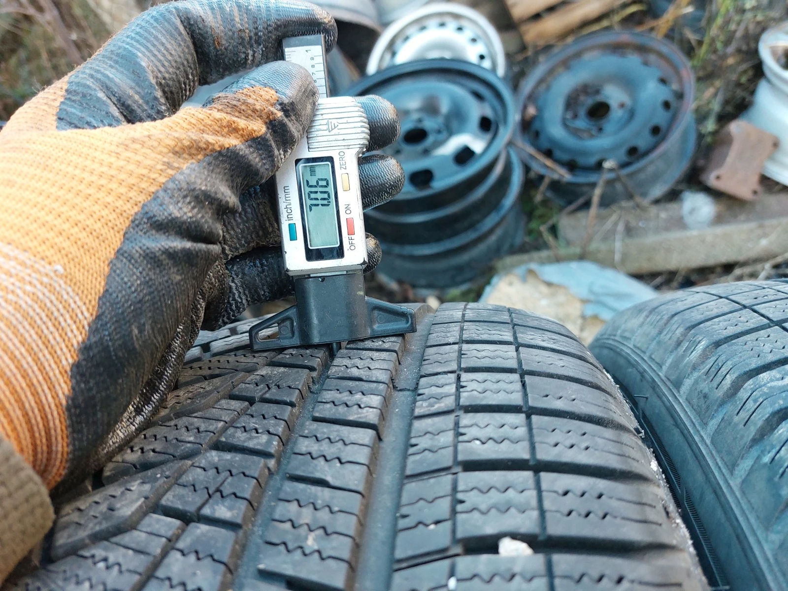���� 215/60R16 | Mobile.bg � ����������� 4