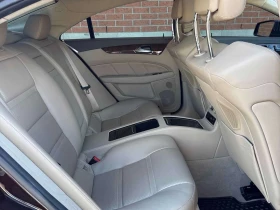 Mercedes-Benz CLS 63 AMG * CARFAX * ОПЦИЯ ЗА ФИНАНСИРАНЕ, снимка 16