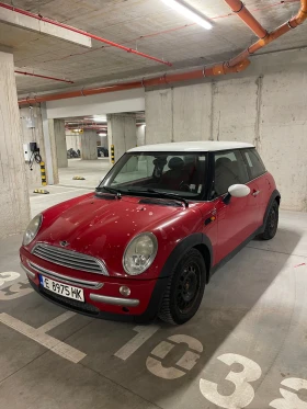 Mini Cooper Газ / Подгрев / Регистрация / Климатик - 2600 € / 5085.16 лв. - 75273520 3