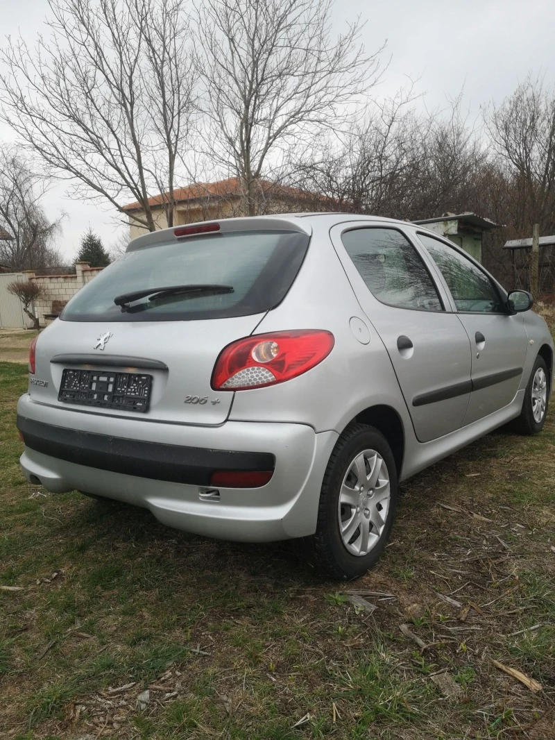 Peugeot 206 1, 1i Отлична , снимка 6 - Автомобили и джипове - 47149966