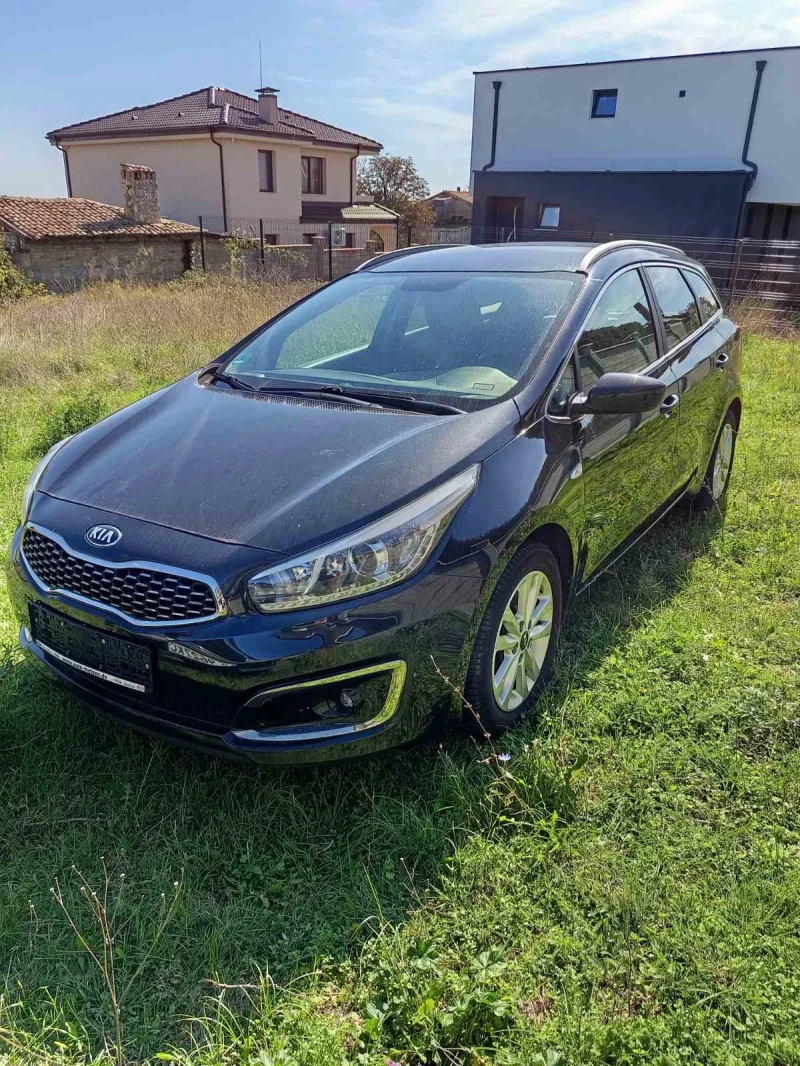 Kia Ceed Комби 1.4 100 к.с., снимка 1 - Автомобили и джипове - 48071198