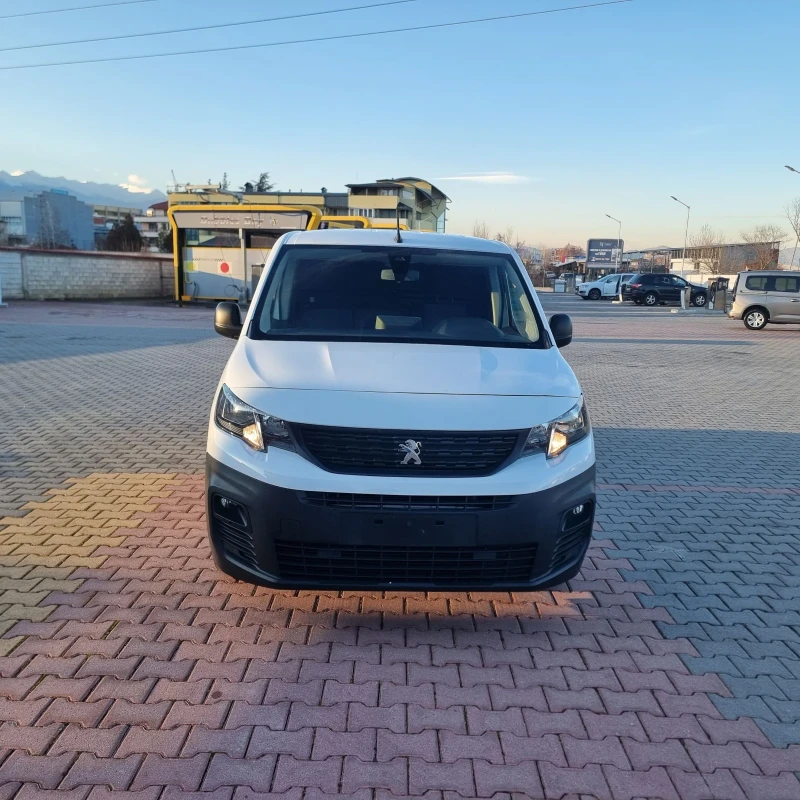 Peugeot Partner 1.5, снимка 8 - Автомобили и джипове - 48499851