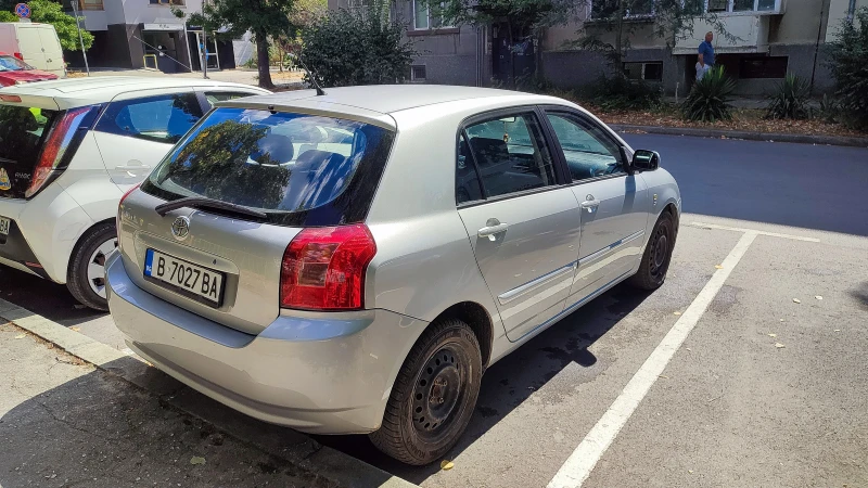 Toyota Corolla 2.0 , снимка 5 - Автомобили и джипове - 51496456