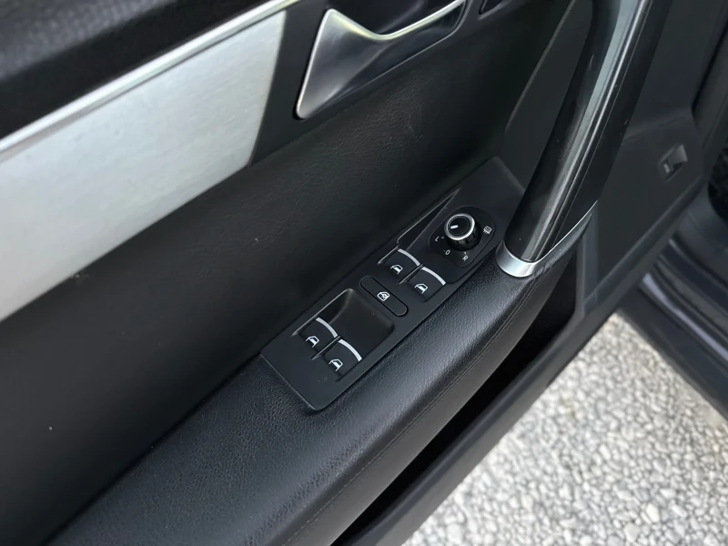 VW Passat 2.0TDi Highline , снимка 7 - Автомобили и джипове - 51818319