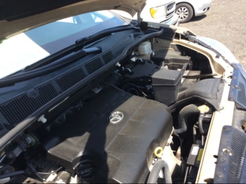 Toyota Sienna XLE limited 2011, снимка 10 - Автомобили и джипове - 52198526