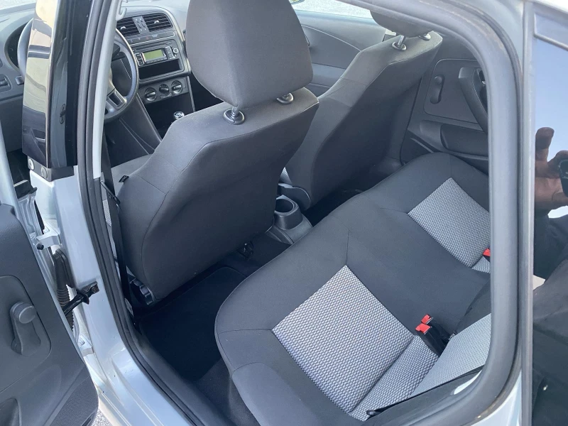 VW Polo 1.6 tdi 90hp, снимка 8 - Автомобили и джипове - 52265001