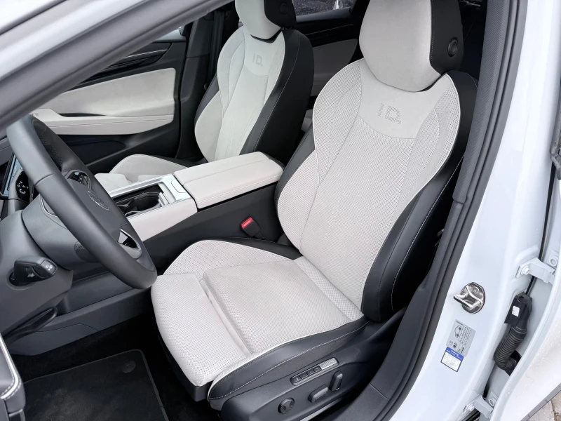 VW ID.7 ЛИЗИНГ, снимка 12 - Автомобили и джипове - 52536824