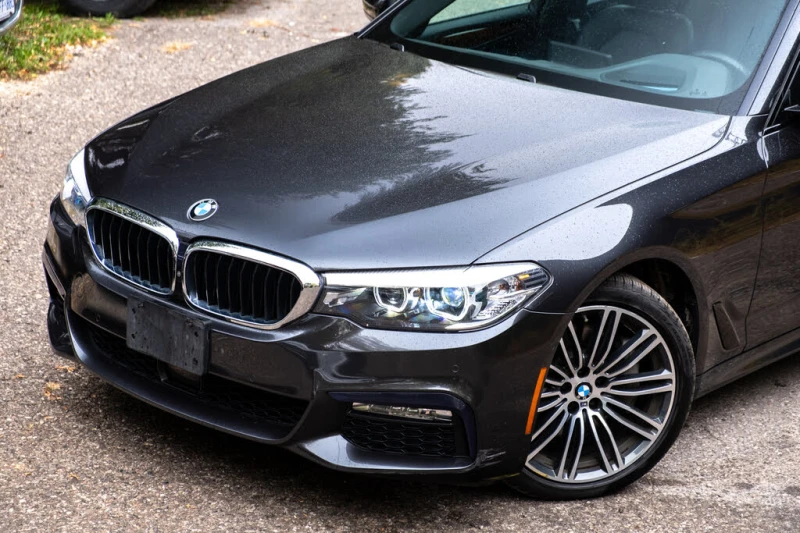 BMW 530 xDrive Sedan* AWD* АвтоКредит* (ЦЕНА ДО БГ), снимка 2 - Автомобили и джипове - 52751474