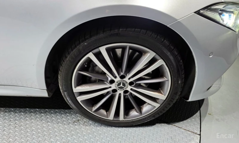 Mercedes-Benz CLS 400, снимка 5 - Автомобили и джипове - 52939185