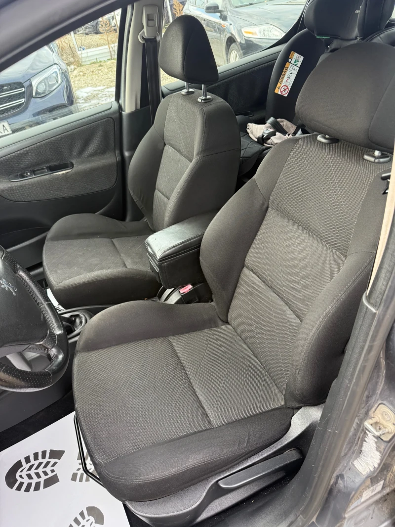 Peugeot 207 1.4i, снимка 10 - Автомобили и джипове - 53131649