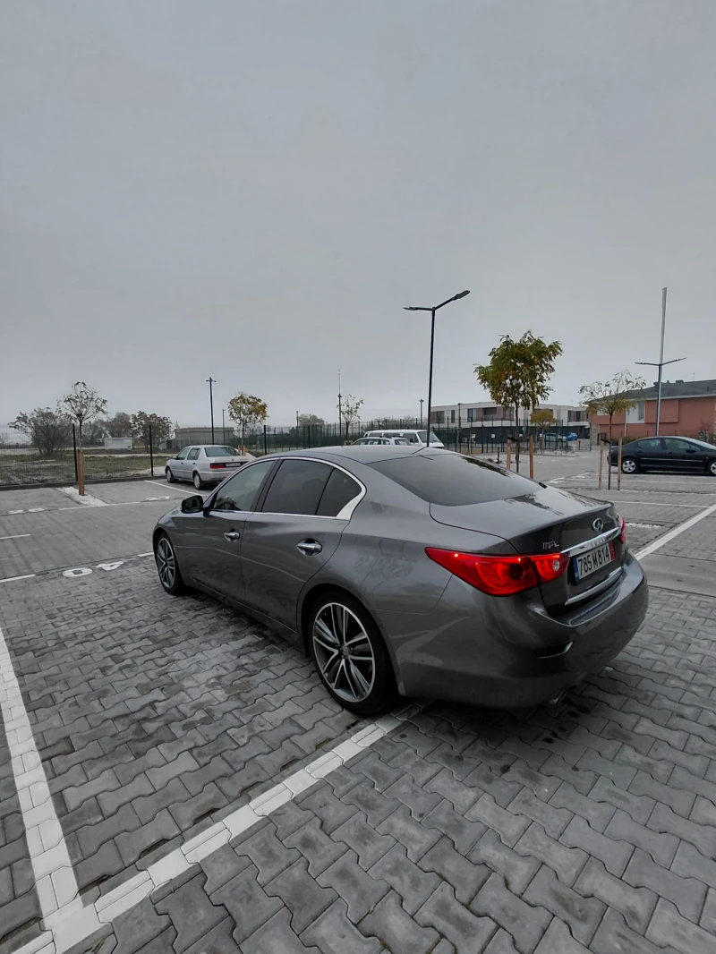 Infiniti Q50 2.2, снимка 10 - Автомобили и джипове - 53264353
