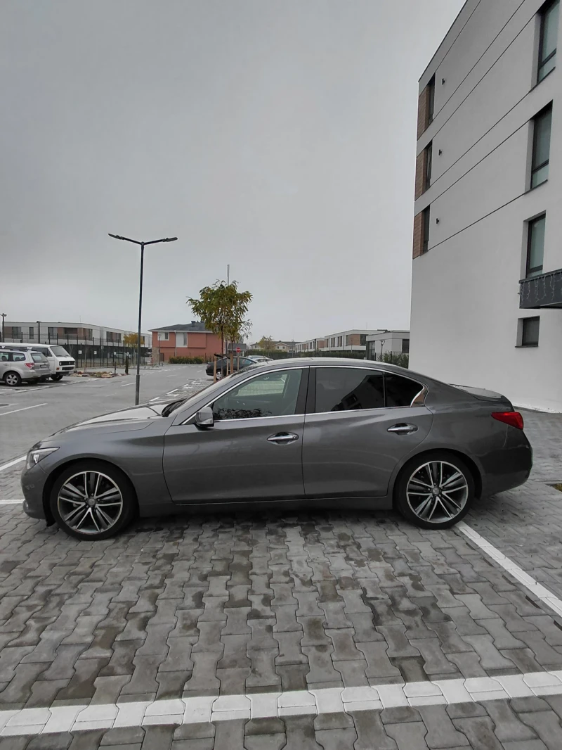 Infiniti Q50 2.2, снимка 4 - Автомобили и джипове - 53264353