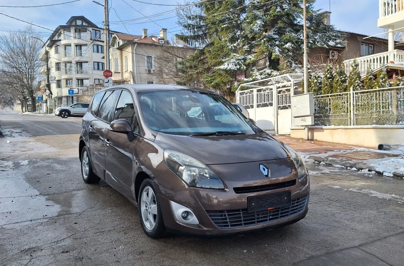 Renault Grand scenic 1.9dCi 7 местен 6 скорости 130кс Теглич Парктроник, снимка 10 - Автомобили и джипове - 53360830