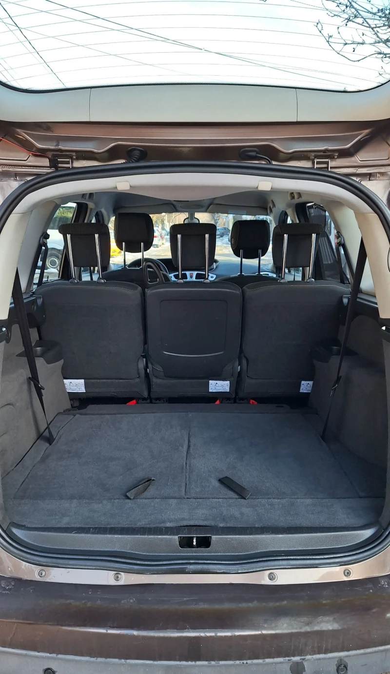 Renault Grand scenic 1.9dCi 7 местен 6 скорости 130кс Теглич Парктроник, снимка 13 - Автомобили и джипове - 53360830