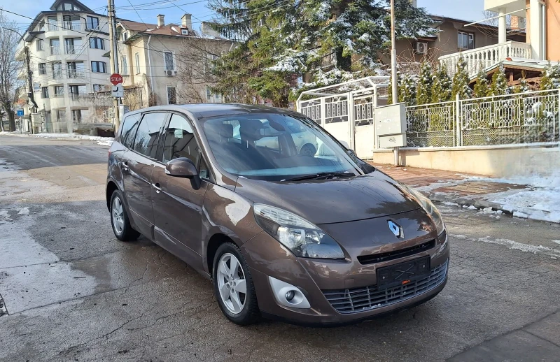 Renault Grand scenic 1.9dCi 7 местен 6 скорости 130кс Теглич Парктроник, снимка 17 - Автомобили и джипове - 53360830