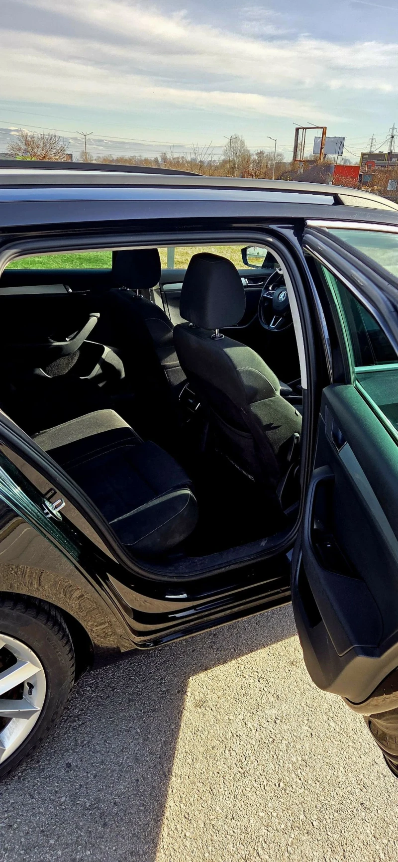 Skoda Superb Комби, 4?4, снимка 10 - Автомобили и джипове - 53532145