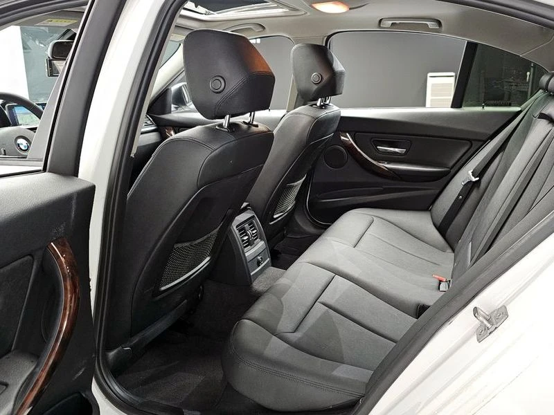 BMW 320 320d| 184к.с.| ВКЛ.ТЕХНОТЕСТ, снимка 10 - Автомобили и джипове - 55277096