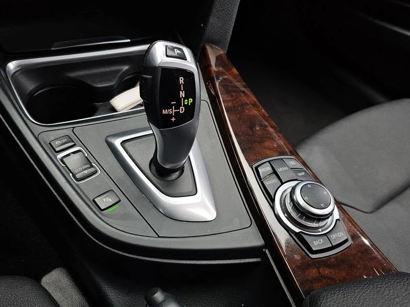 BMW 320 320d| 184к.с.| ВКЛ.ТЕХНОТЕСТ, снимка 9 - Автомобили и джипове - 55277096