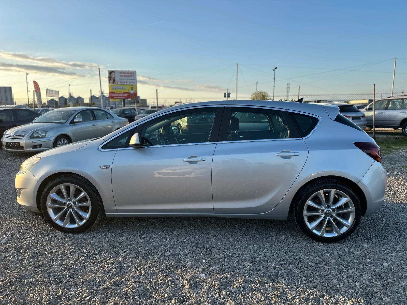 Opel Astra 1.7CDTi COSMO NAVi - изображение 6
