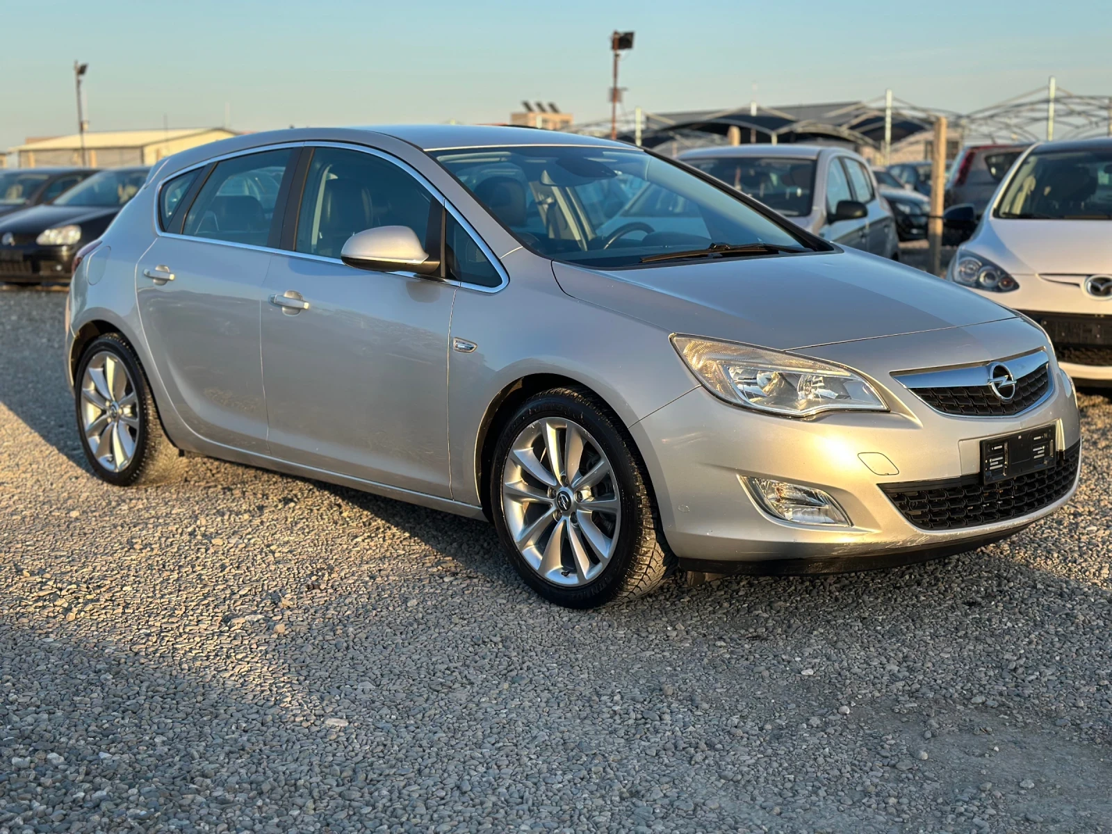 Opel Astra 1.7CDTi COSMO NAVi - изображение 5
