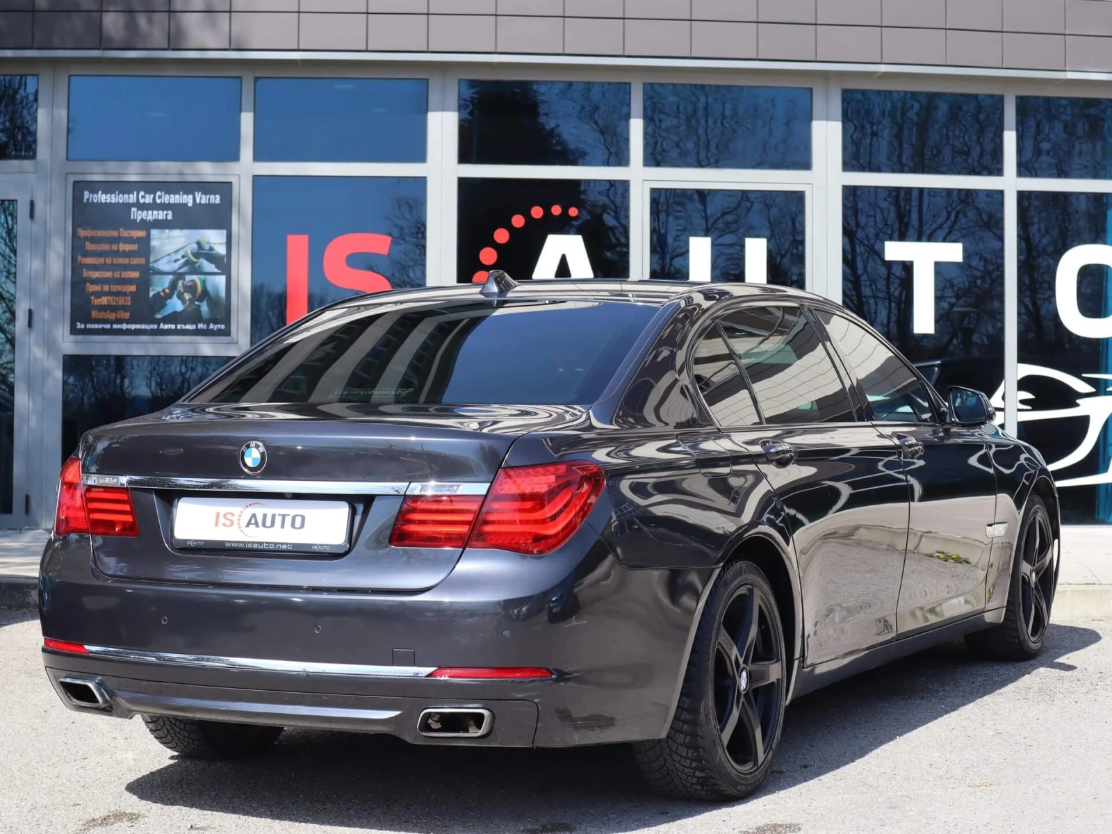 BMW 750 IL/xDrive/Камера/Шибедах/HuD/Distronic - изображение 4