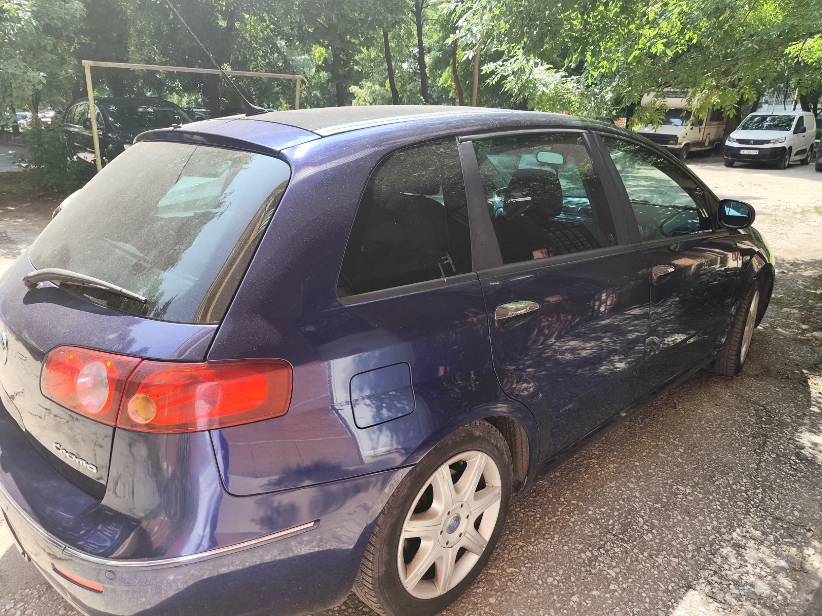 Fiat Croma 1.9 jtd - изображение 2