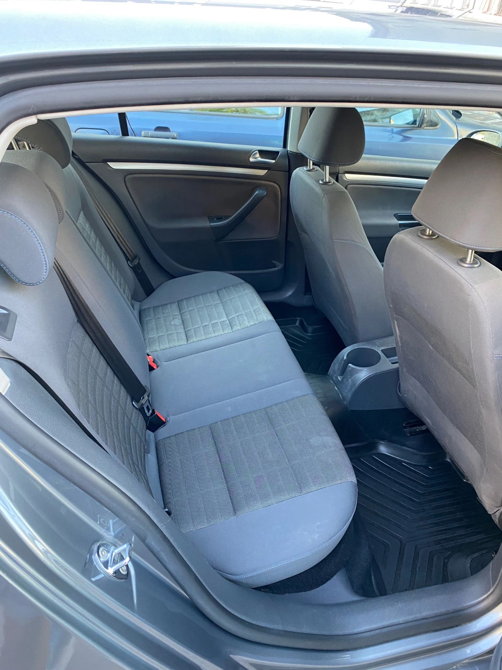 VW Golf  - изображение 8