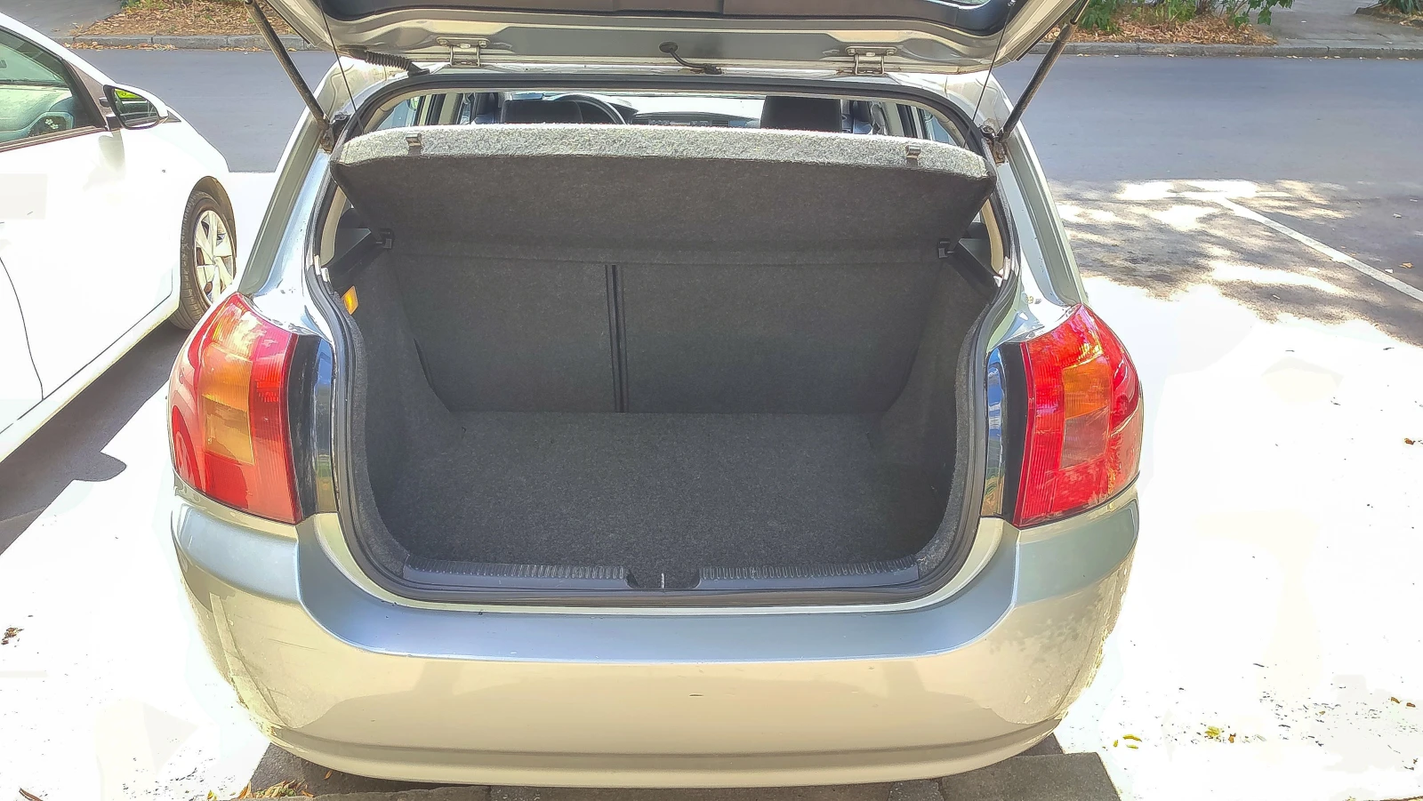Toyota Corolla 2.0  - изображение 8