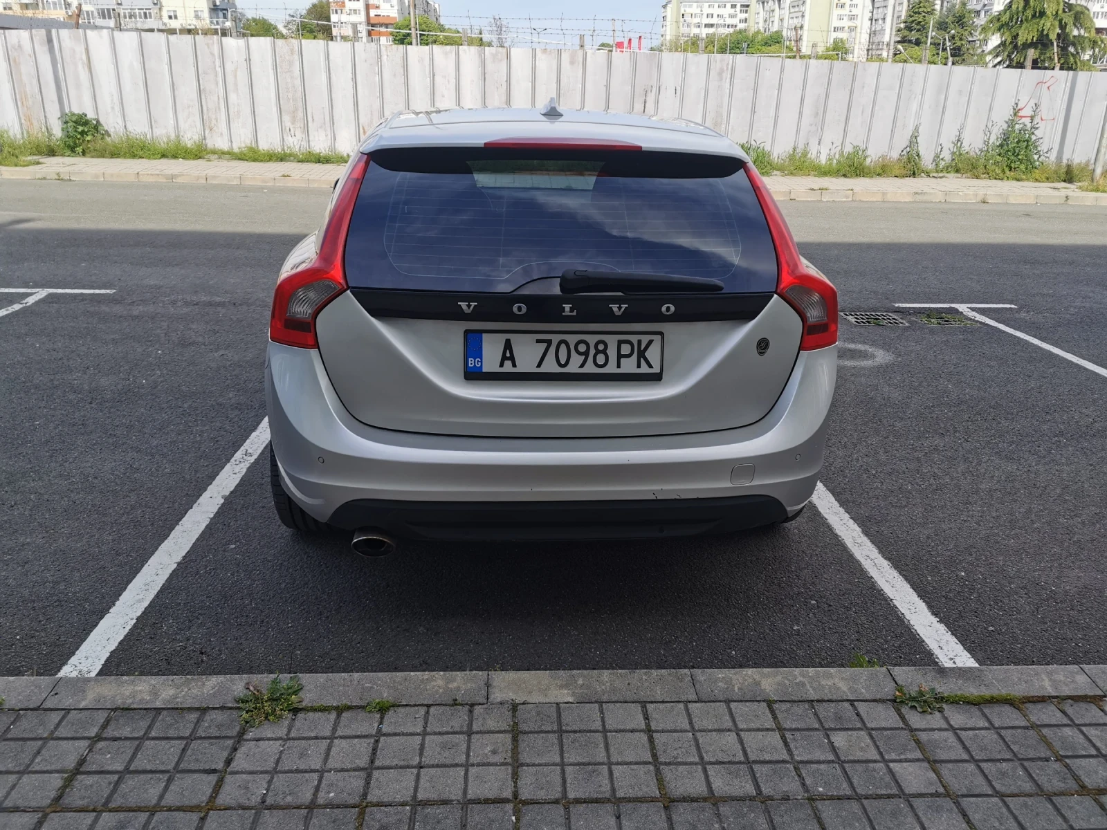Volvo V60 2.0 D3 163 - изображение 6