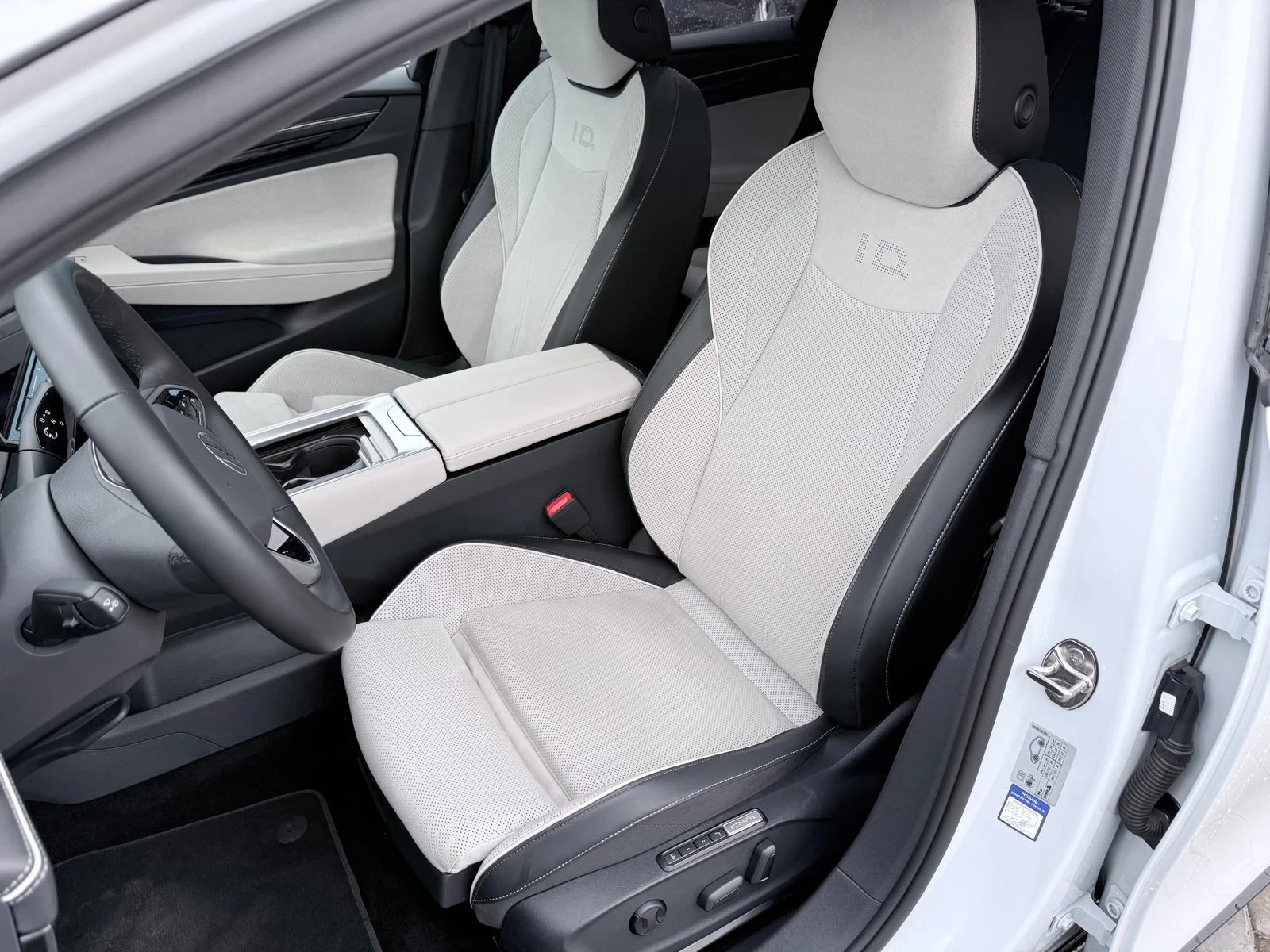 VW ID.7  | Mobile.bg   12